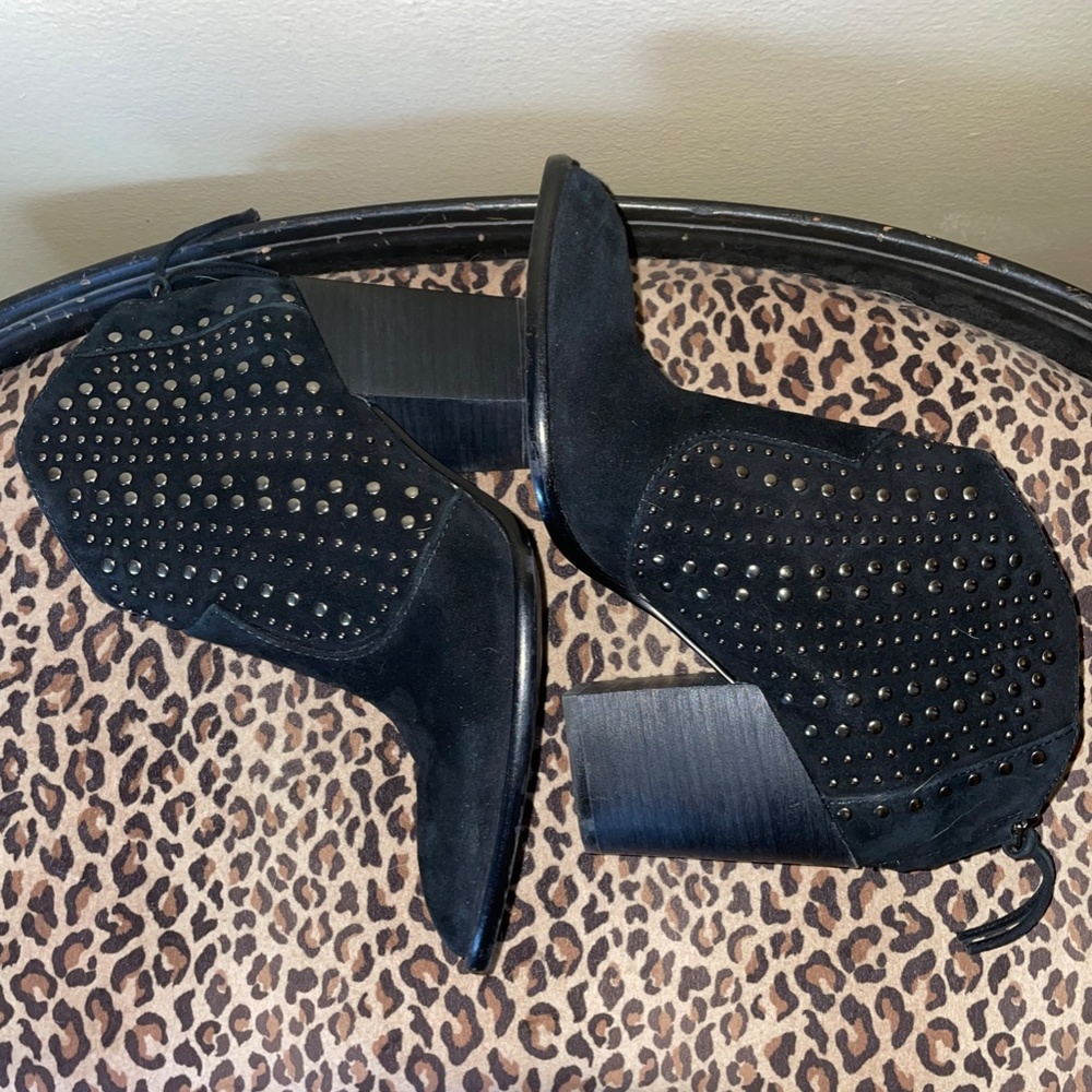 Vince Camuto “Tippie” Black Suede Leather Silver Stud Ankle Bootie Boots - Picture 9 of 16